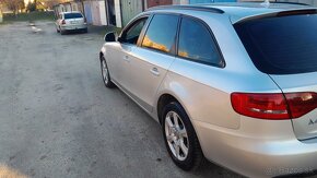 Audi A4 b8 2.0 TDI Quattro r.v7. 2009 - 4