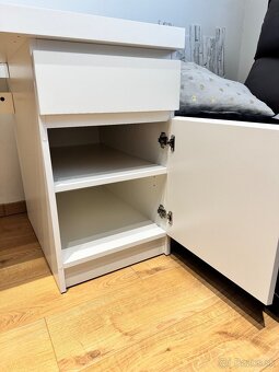 Kancelársky stôl IKEA - MALM 140x65 cm biela - 4