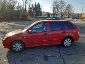 Prodám škoda fabia combi 1.2 47kw, r.v. 2005 - 4