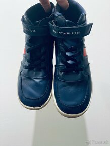 Tommy Hilfiger vyššie tenisky vel 39 - 4