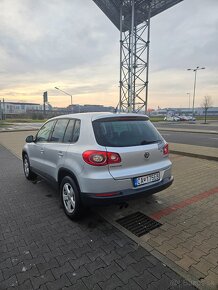 Volkswagen Tiguan - 4