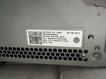 Volkswagen Radio/CD/DVD - 4