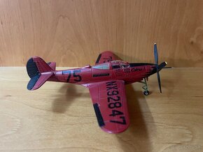 P-39 Airacobra - model letadla 1:72 - 4