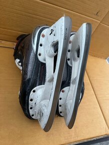 BRUSLE BAUER VAPOR X5 PRO, vel,8.5 /44 FIT3 - 4