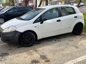 Predám Fiat punto 1.2 44kw benzín - 4