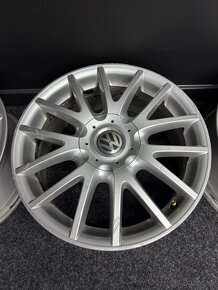 Alu VW 5x112 17” 1K0601025AN - 4