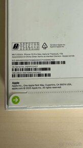 Apple iPhone 15 pro MAX 1Tb - 4