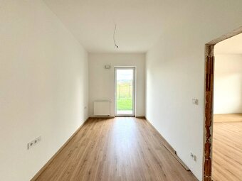 NA PREDAJ: 2 - IZBOVÝ APARTMÁN, ul. Jána Ondruša, Stupava, - 4