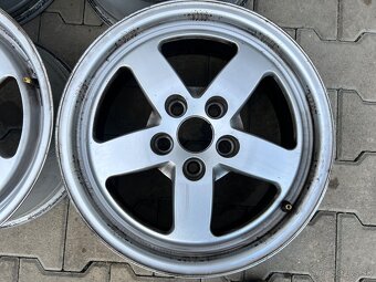 Ľahké Elektróny 5x112 R16 stred diera 66.6mm - 4