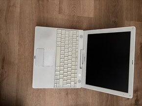 iBook G4 + Darček - 4