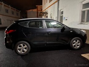 Hyundai ix35 2.0i BENZIN - 140 000km1. Majitel - 4