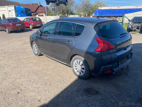 Peugeot 3008 2,0 HDI 110KW RHE prodám díly z vozu - 4