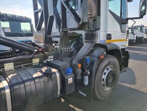 TRAKTOR IVECO 180E28 EUROCARGO NOSIČ KONTAJNERU 10T SKLADEM - 4