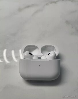 Apple AirPods Pro 2 - 4