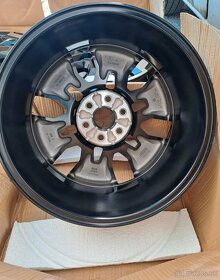 Nové Originál alu kola Nissan Navara r18 6x114,3 - 4