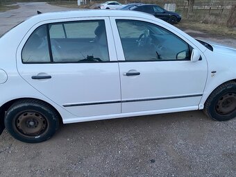 Škoda fabia 1.4 sedan  16 v - 4