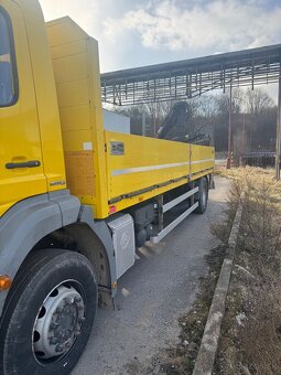 Predám Mercedes Axor 1833 hydr.ruka Hiab 090. - 4