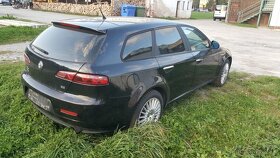 Alfa Romeo 159 3.2 JTS rozpredám - 4