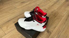 Jordan Max Aura 4 . Velkost 42 - 4