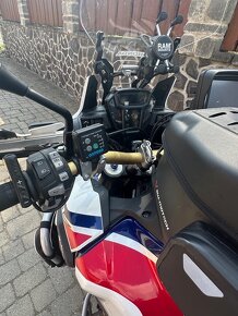 HONDA AFRICA TWIN - 4