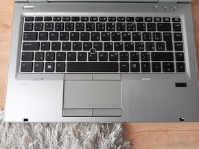 predám ntb HP elitebook 8470p / 4gb ram / Intel core i5 - 4