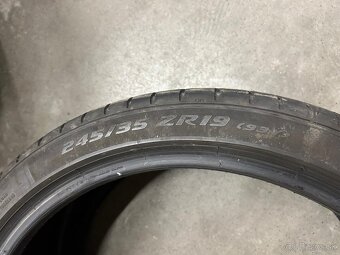 245/45 R19 - 4