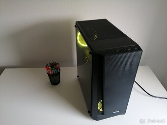 PC zostava so 6jadrom Ryzen 5, 16GB a graf AMD RX - 4