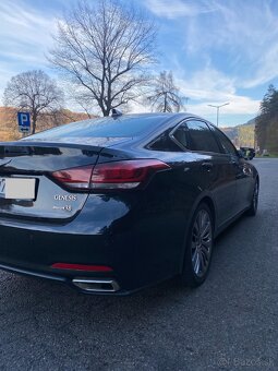 Hyundai Genesis - 4