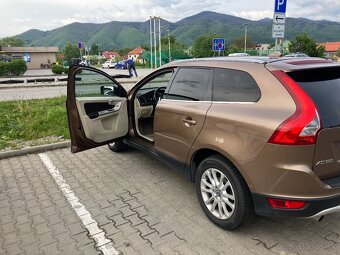 Volvo XC60 - 4