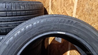 Bridgestone 215/60r17 letné - 4