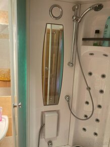 sprchovy box s parnou saunou - 4