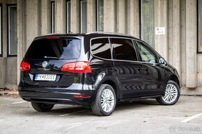 Volkswagen Sharan 2.0 TDI DMT HIGHLiNE DSG - 4