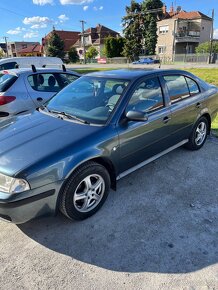 Predám Škoda Octavia Tour 1.6 1u2 75kw - 4