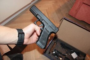 Airsoft, Glock - 4