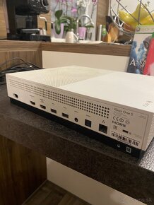 Xbox one S 500g - 4