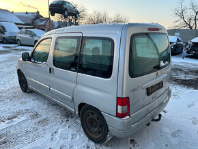 Citroen Berlingo 1,6HDI 66KW 9HX prodám díly - 4