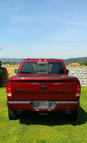 Predám Dodge RAM BIGHORN 5.7 HEMI vzduchový podvozok - 4