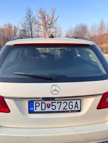 Mercedes Benz E200 - 4