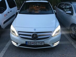 Mercedes Benz B180 - 4