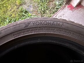 Predám zimne pneu Yokohama BluEarth  225/45 R17 - 4