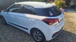 Hyundai i20, Cool 1.2  61.8kw - 4