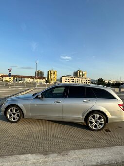 Mercedes-Benz C320 CDI  4MATIC - 4