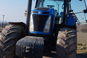 Traktor New Holland T8030 - 4