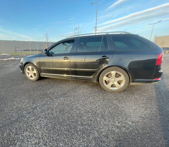 Škoda Octavia 2 RS combi 2.0 TDI - 4