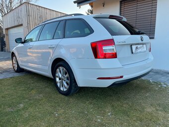 Škoda Octavia Combi 2.0 TDI Ambition DSG - 4