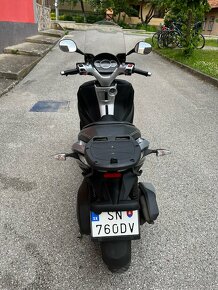 MP3 PIAGGIO 300 - 4