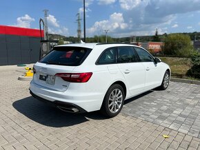 Audi A4 Avant Qattro 40 Business - 4