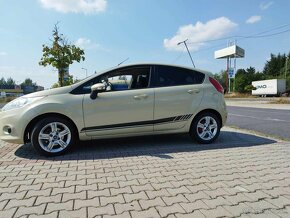 FORD FIESTA - 4