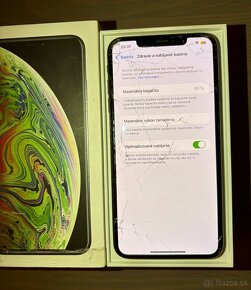 Apple iphone XS max, Space grey, 64gb - 4