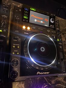 Predám Pioneer CDJ 2000 - 4